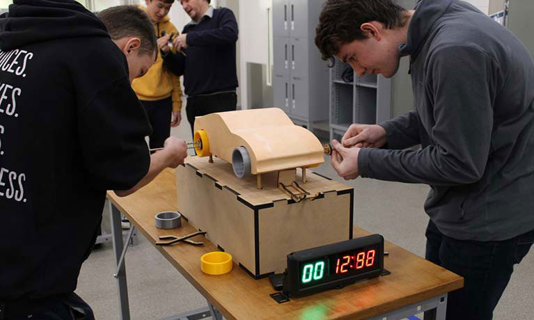 Students working on the pit stop challenge