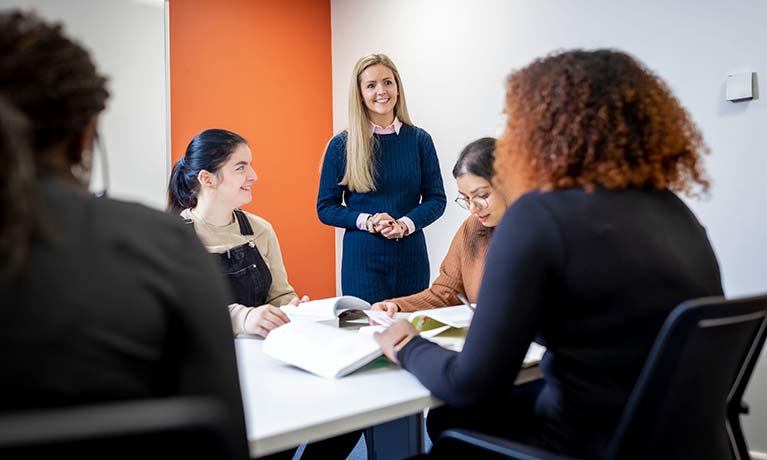 Lecturer Dr Gabrielle Nugent-Stephens tutoring a class