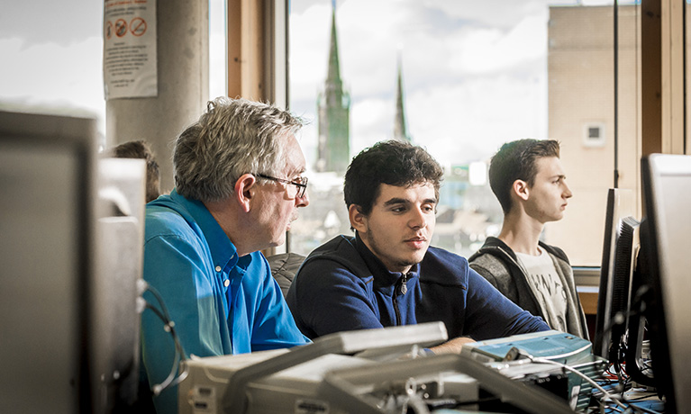 Life after graduation. Engineers reveal all! Life after graduation. Engineers reveal all!