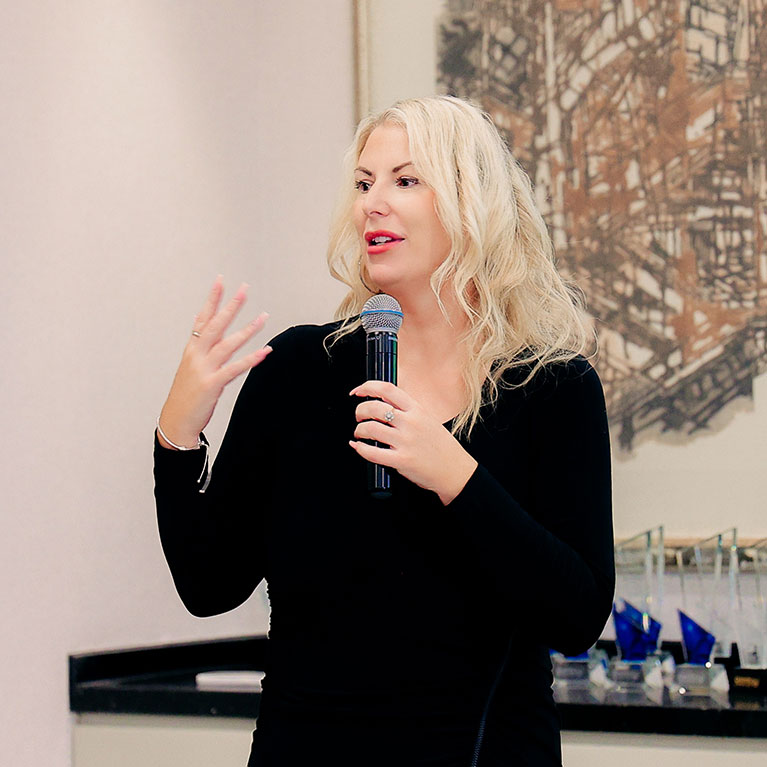 Stef Walton profile photo