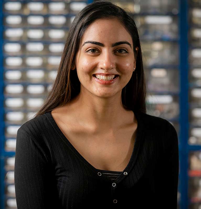 Surbhi Mago Computer Hardware and Software Engineering Student Coventry University