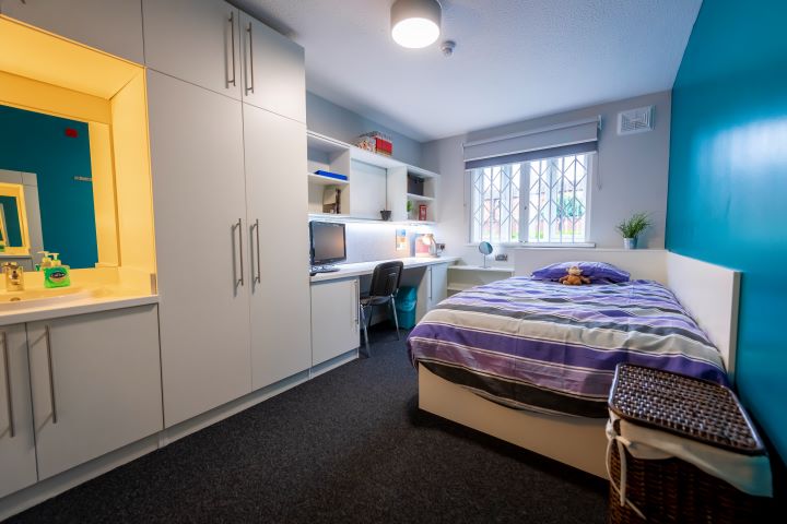 A premium bedroom in Singer Hall.