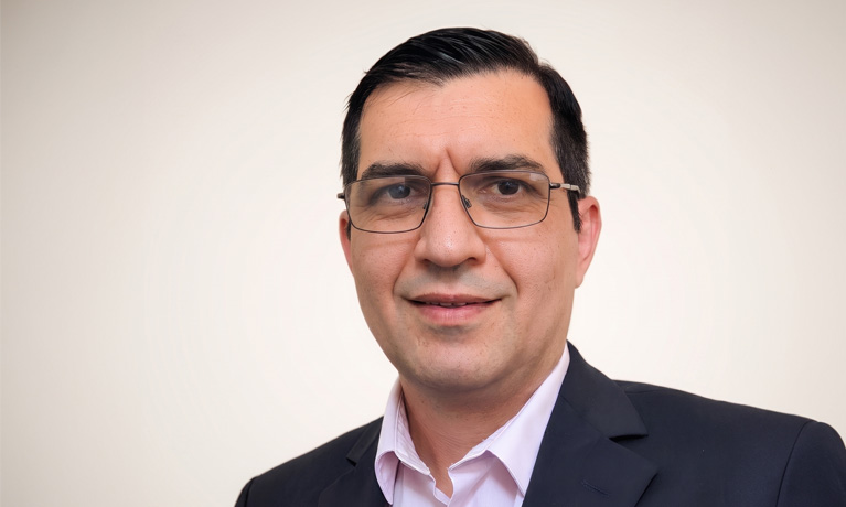 Yashar Sadigh headshot