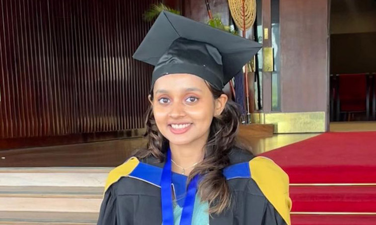 Graduation photo of Gimhani Karunaratne