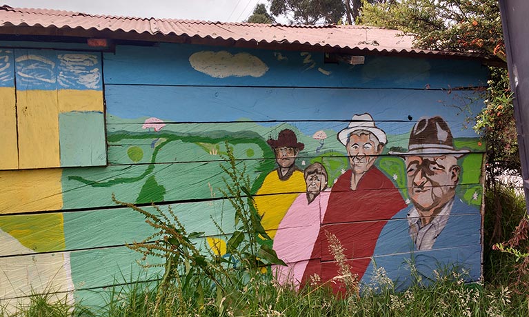 Reterritorialization practices and strategies of campesinos in the urban frontier of Bogotá, Colombia