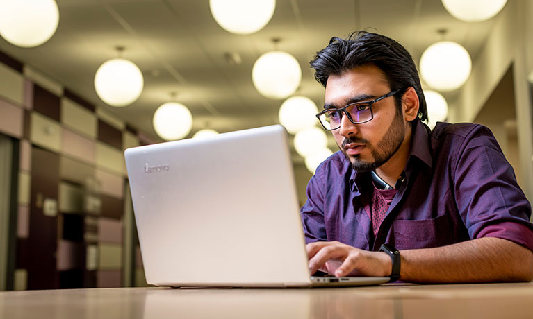 Shall we go back into the office? The challenges of home working for HR Shall we go back into the office? The challenges of home working for HR