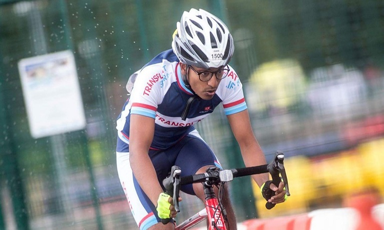 Luke Alexander competing in a cycling event