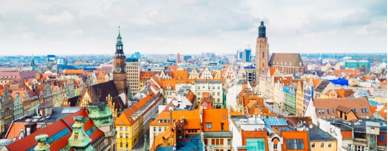 Wrocław jest domem dla ponad 100,000 studentów i ponad 30 uczelni