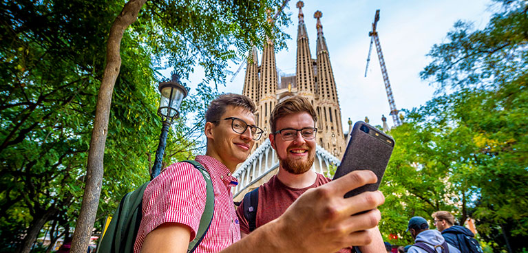 Studying abroad students in barcelona 